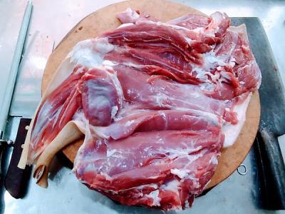 THỊT CỪU PHI LÊ